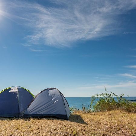 Steller Hostel & Camping Odessa Exteriör bild