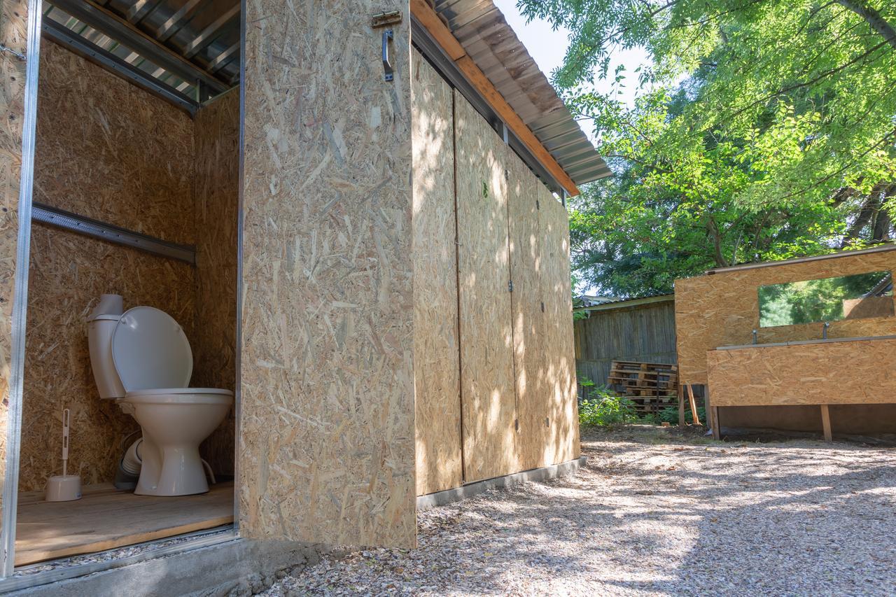 Steller Hostel & Camping Odessa Exteriör bild