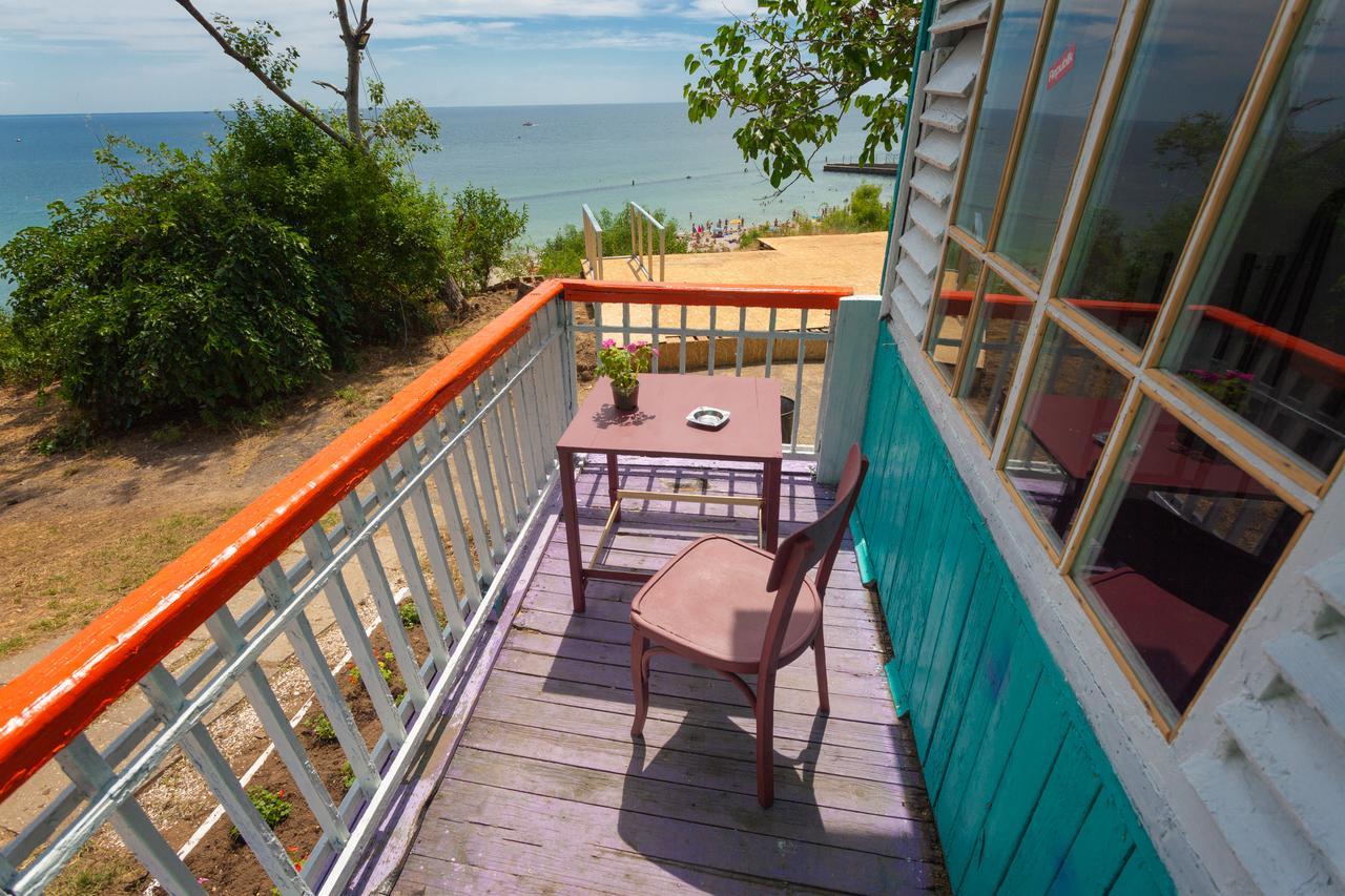 Steller Hostel & Camping Odessa Exteriör bild